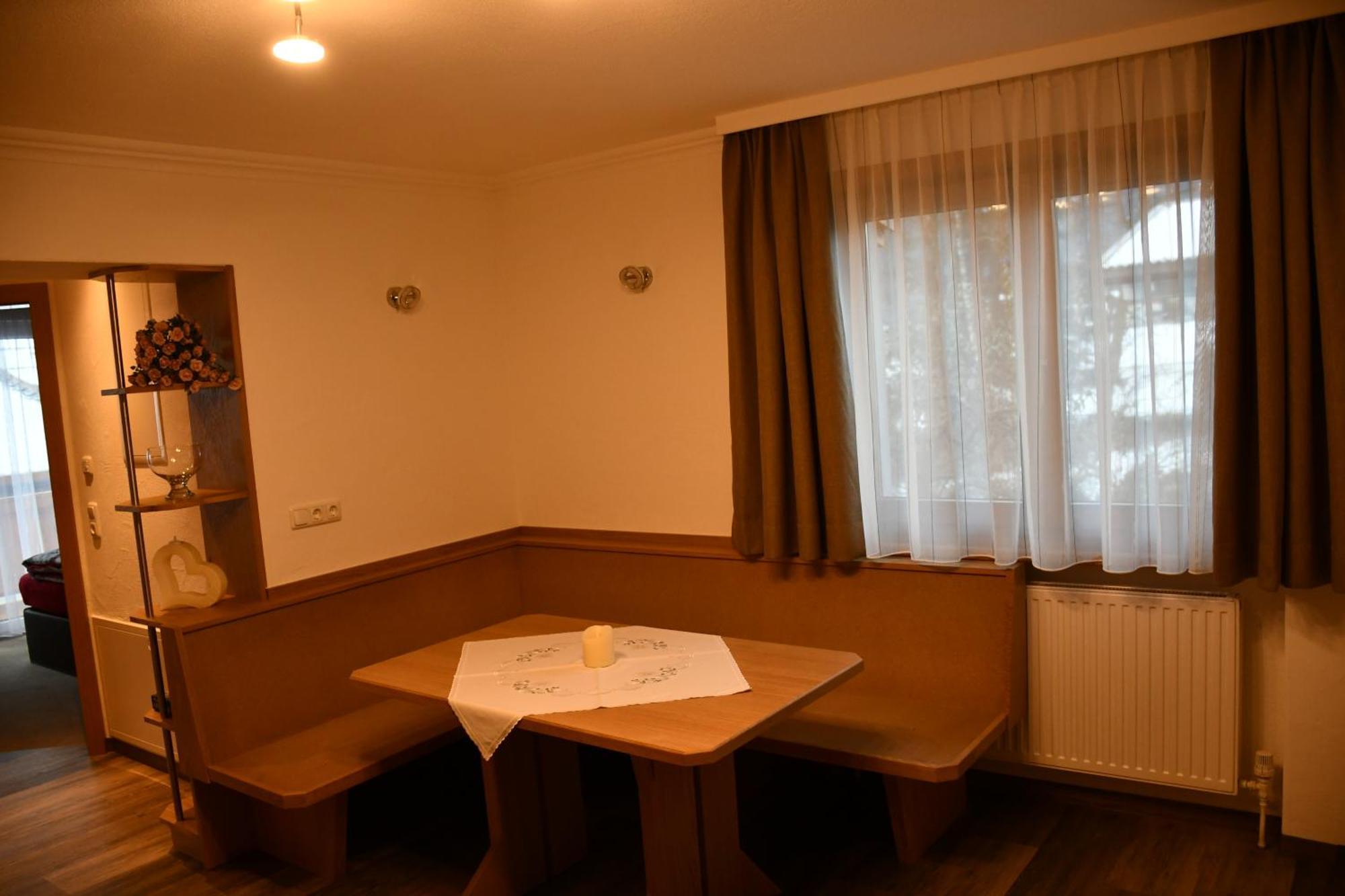 Gaestehaus Brugger Neukirchen am Großvenediger Rum bild